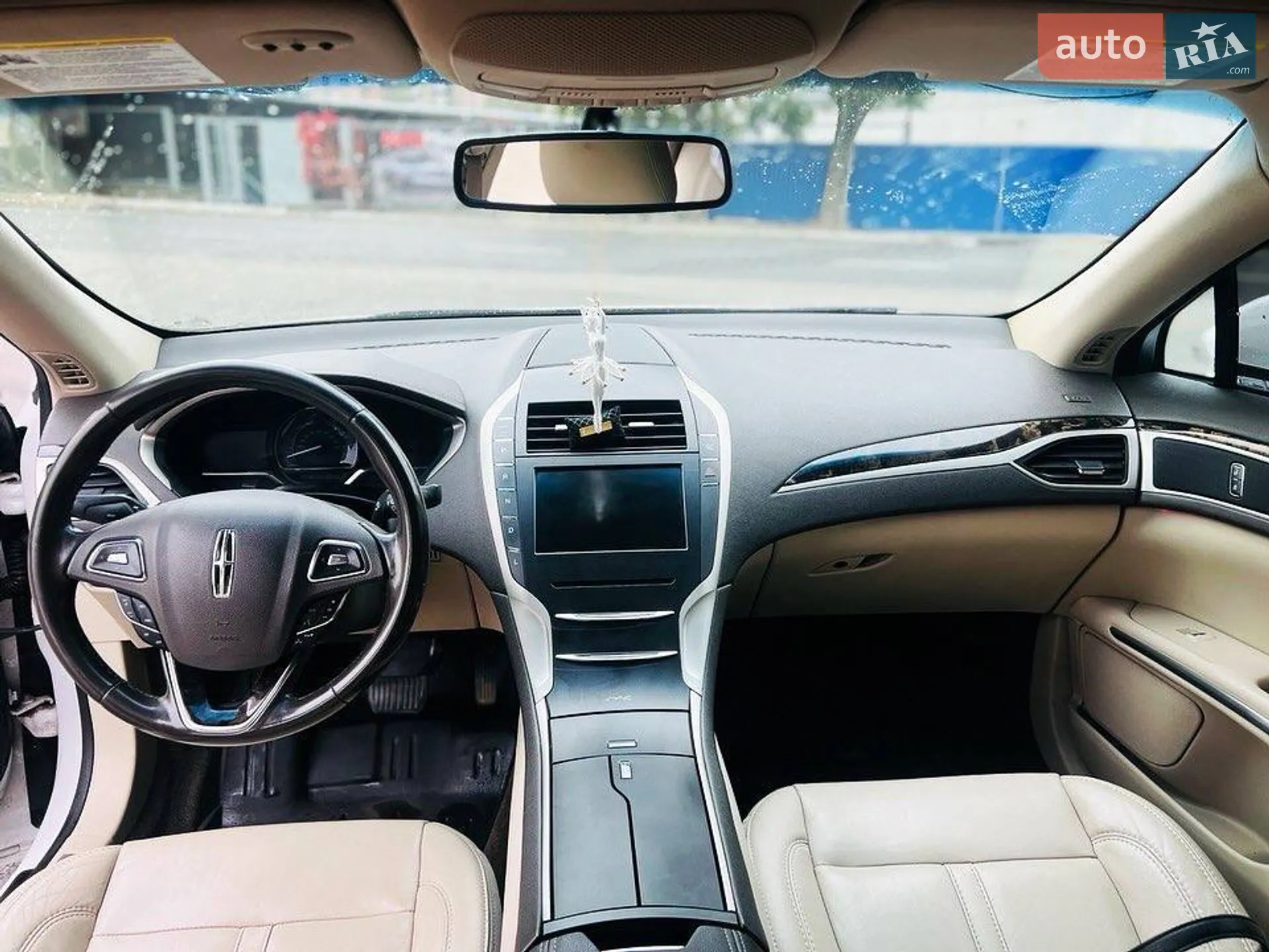 2015 Lincoln MKZ - мініатюра 14