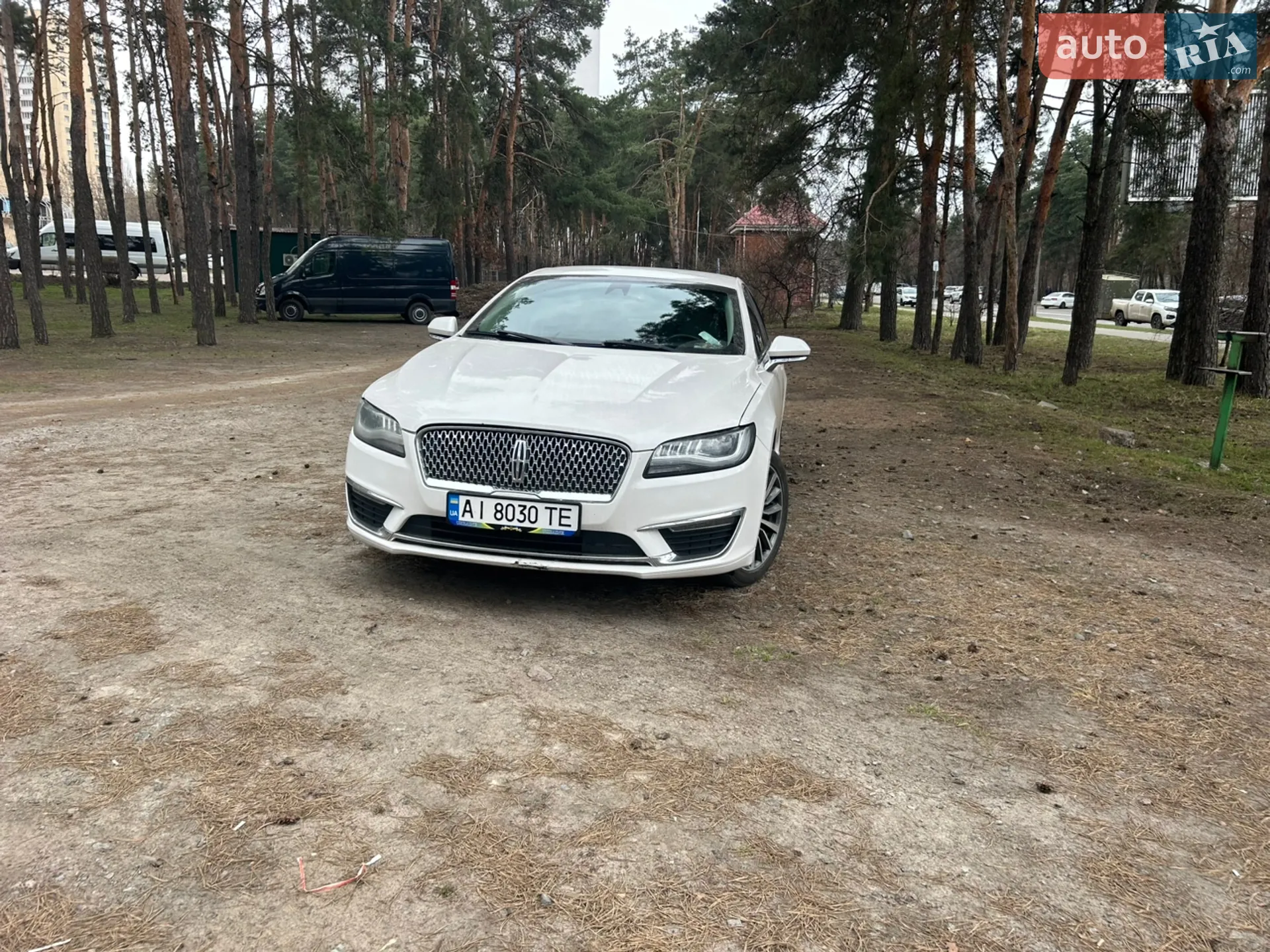 2016 Lincoln MKZ - мініатюра 2
