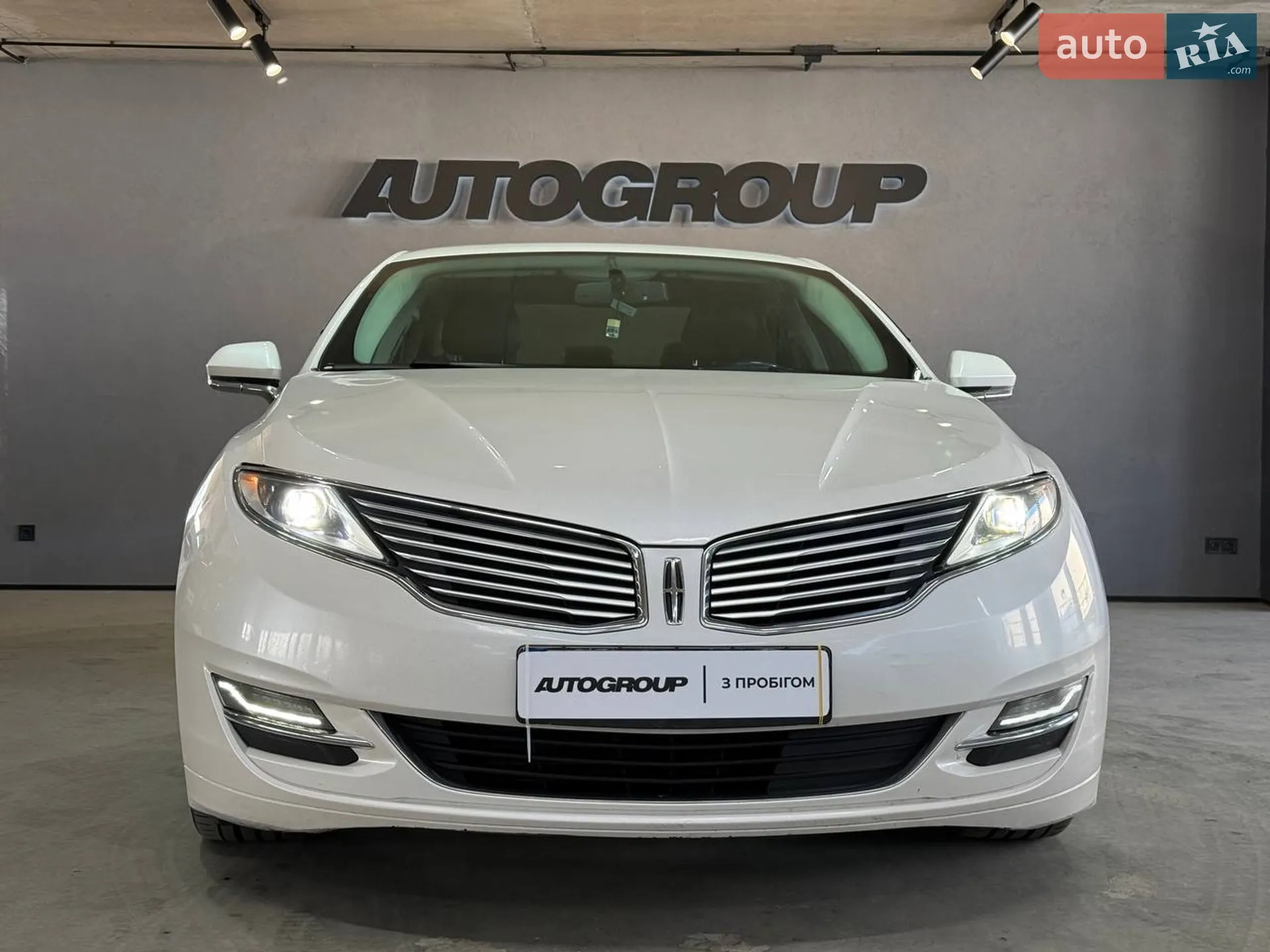 2014 Lincoln MKZ - мініатюра 3