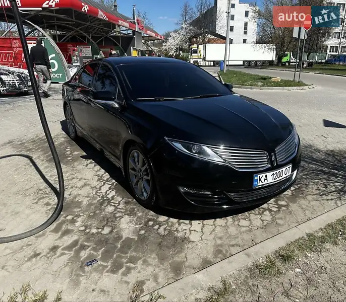 Lincoln MKZ 2015