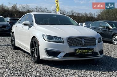 Седан Lincoln MKZ 2016 в Львові