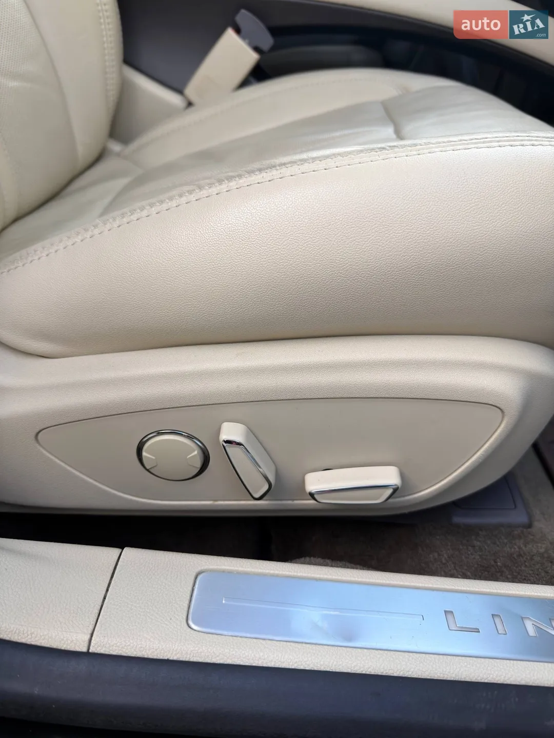 2013 Lincoln MKZ - мініатюра 31