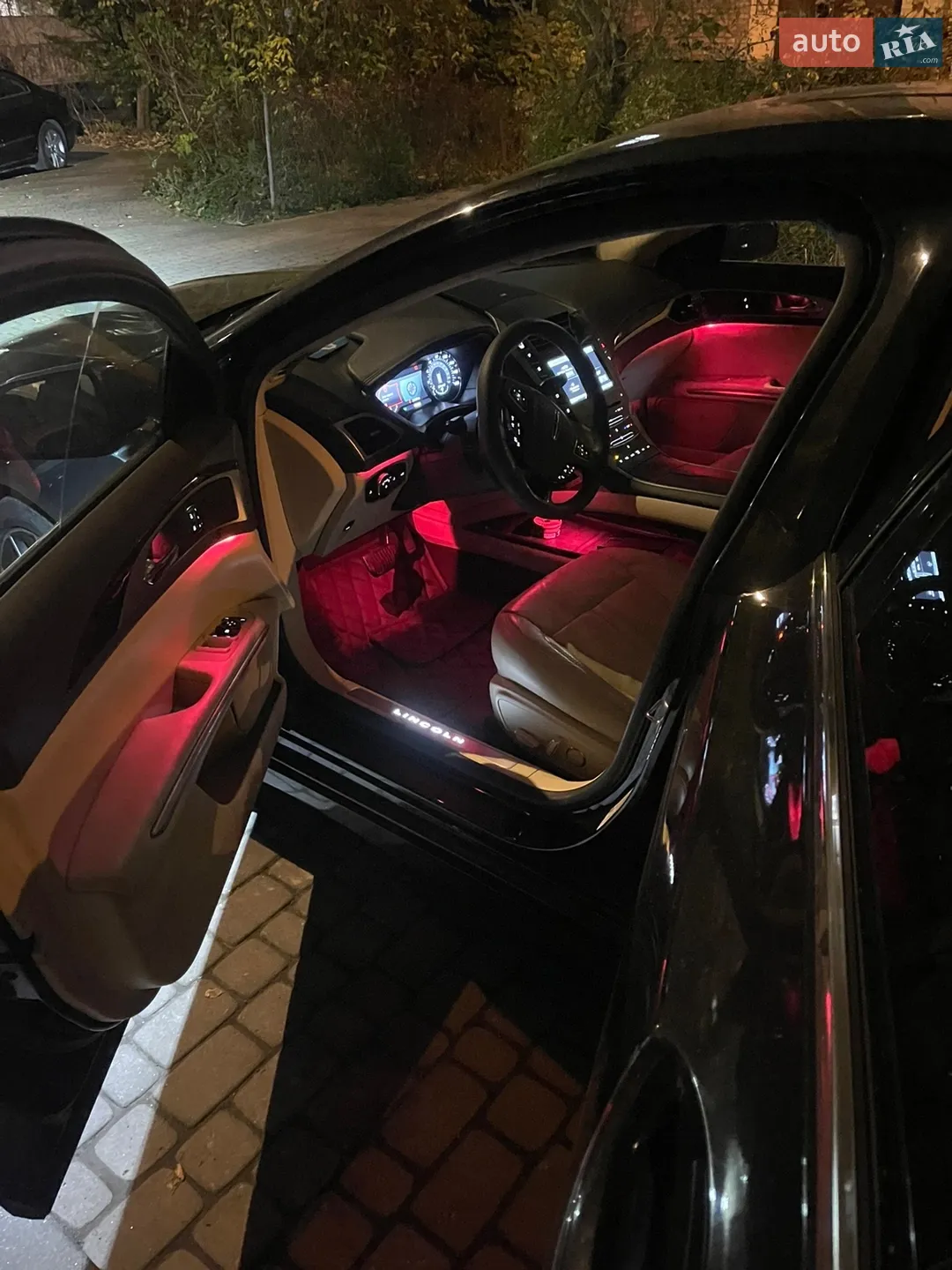 2013 Lincoln MKZ - мініатюра 35