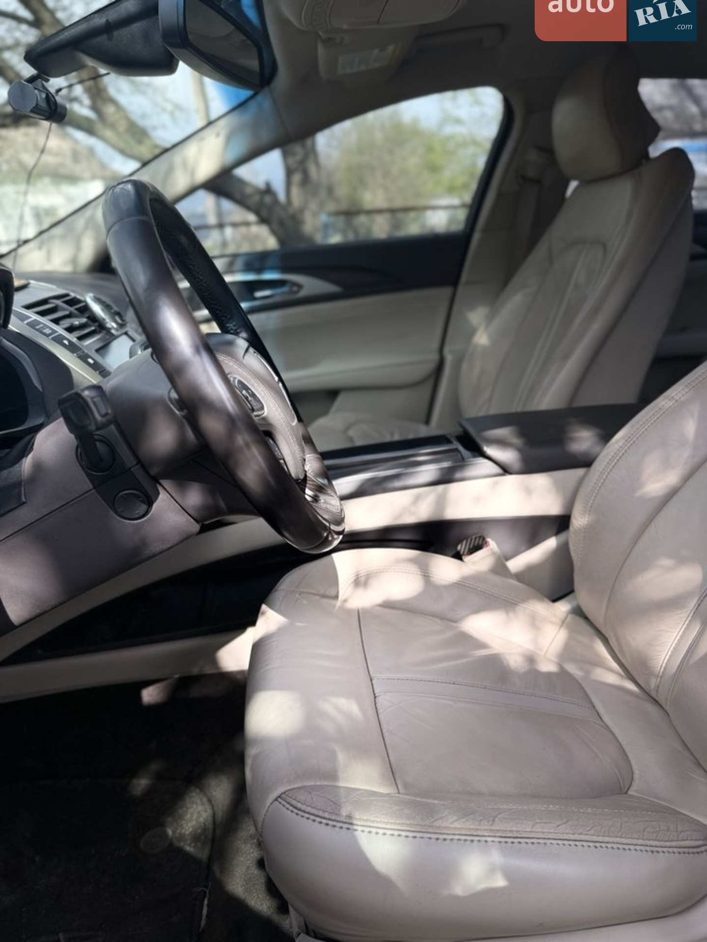 2016 Lincoln MKZ - мініатюра 10
