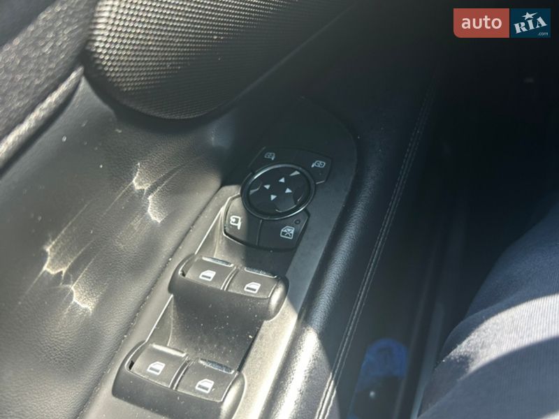 Седан Lincoln MKZ 2019 в Киеве