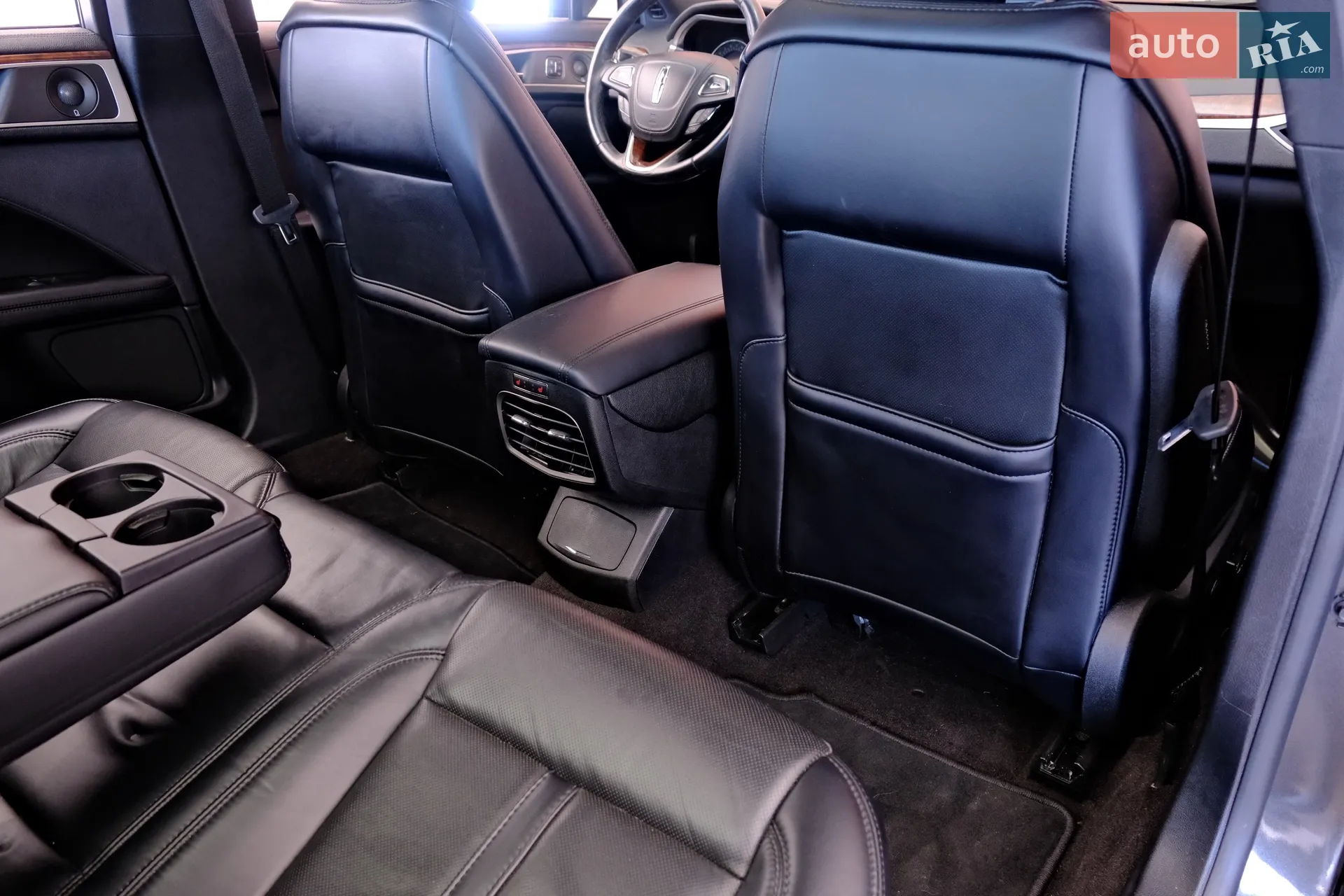 2020 Lincoln MKZ - мініатюра 35
