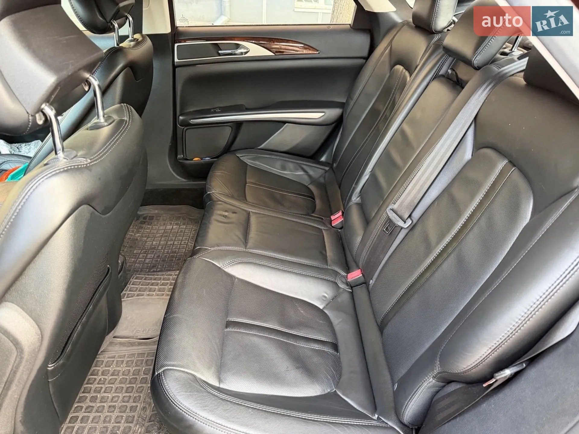 2016 Lincoln MKZ - мініатюра 14