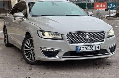 Седан Lincoln MKZ 2019 в Києві