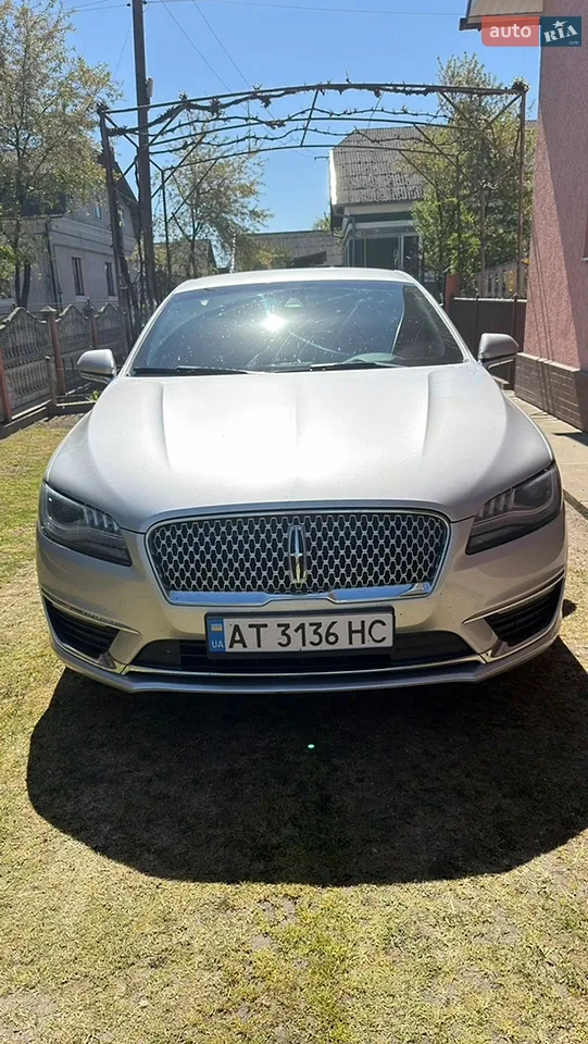 2019 Lincoln MKZ - мініатюра 12