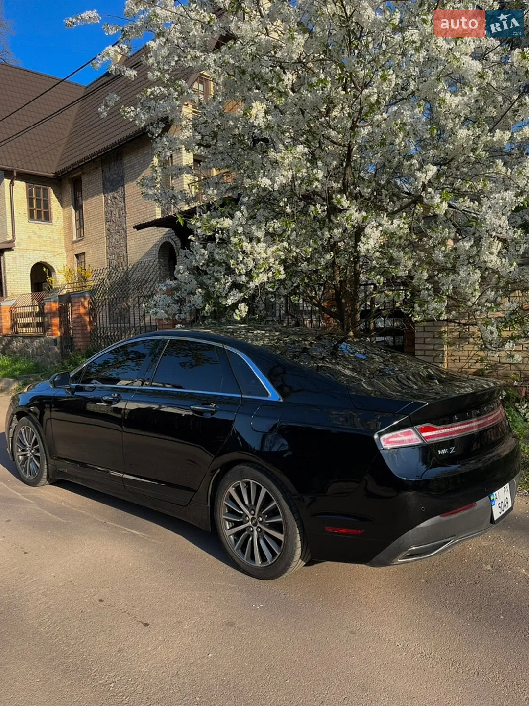 2017 Lincoln MKZ - мініатюра 8