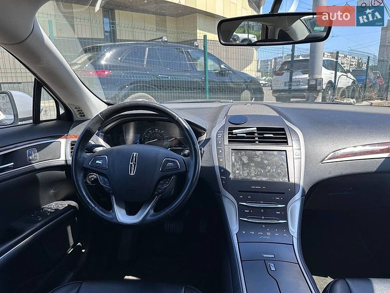 Седан Lincoln MKZ 2016 в Киеве