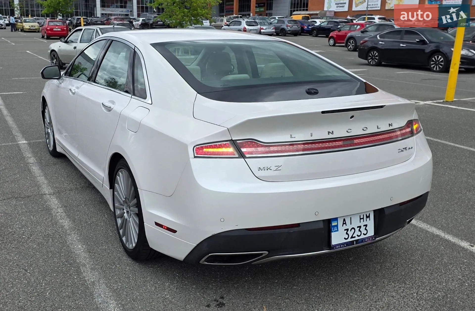 2016 Lincoln MKZ - мініатюра 8