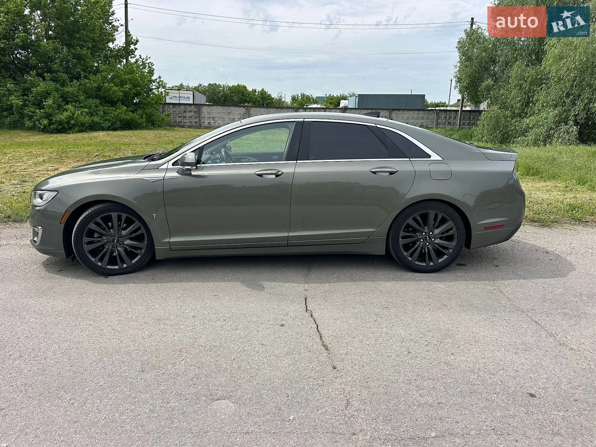 2016 Lincoln MKZ - мініатюра 3