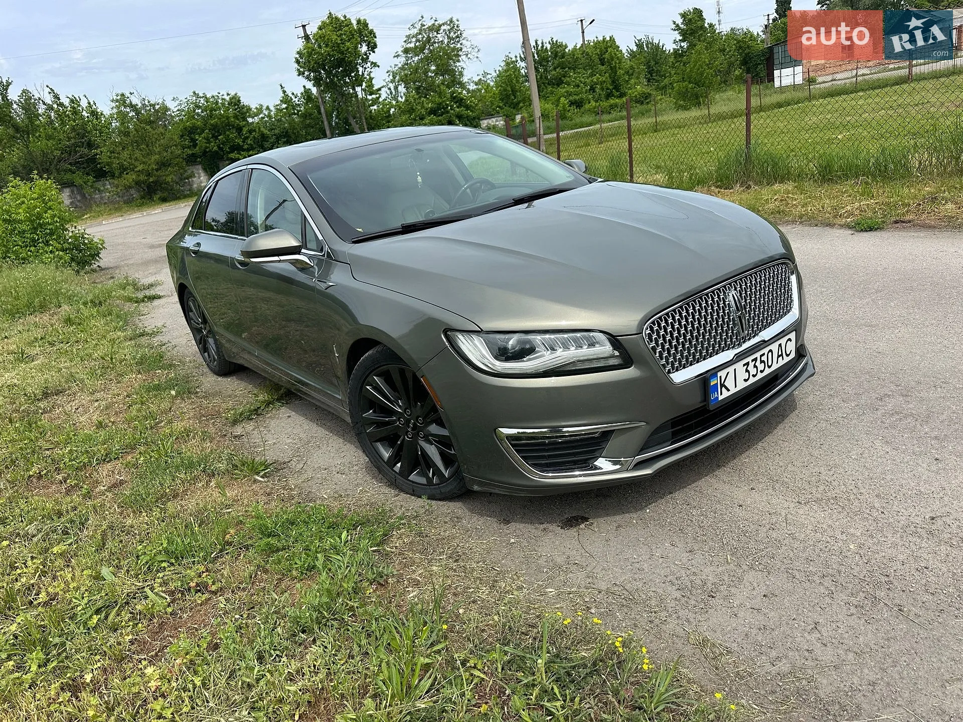 2016 Lincoln MKZ - мініатюра 2