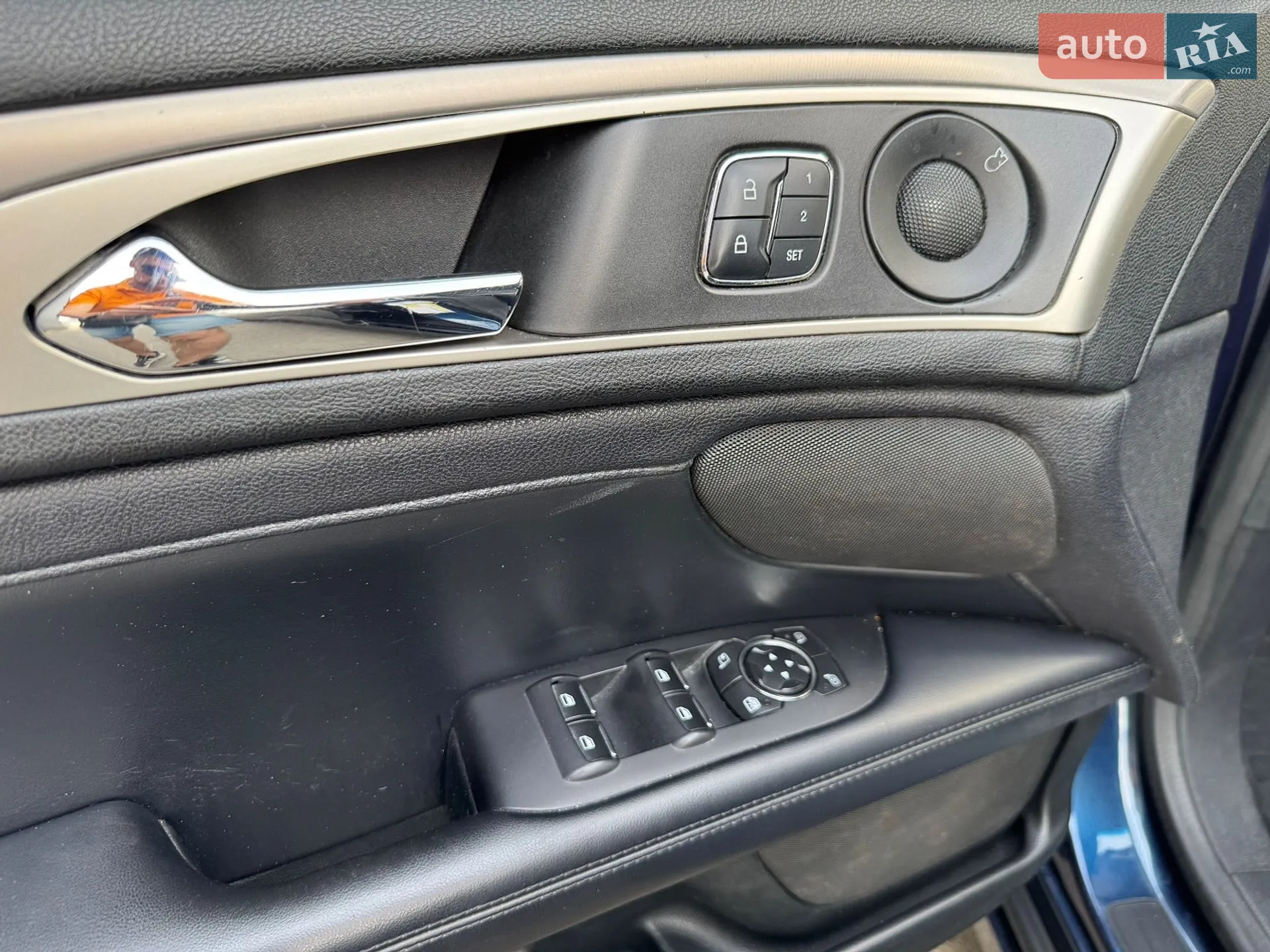 2016 Lincoln MKZ - мініатюра 16