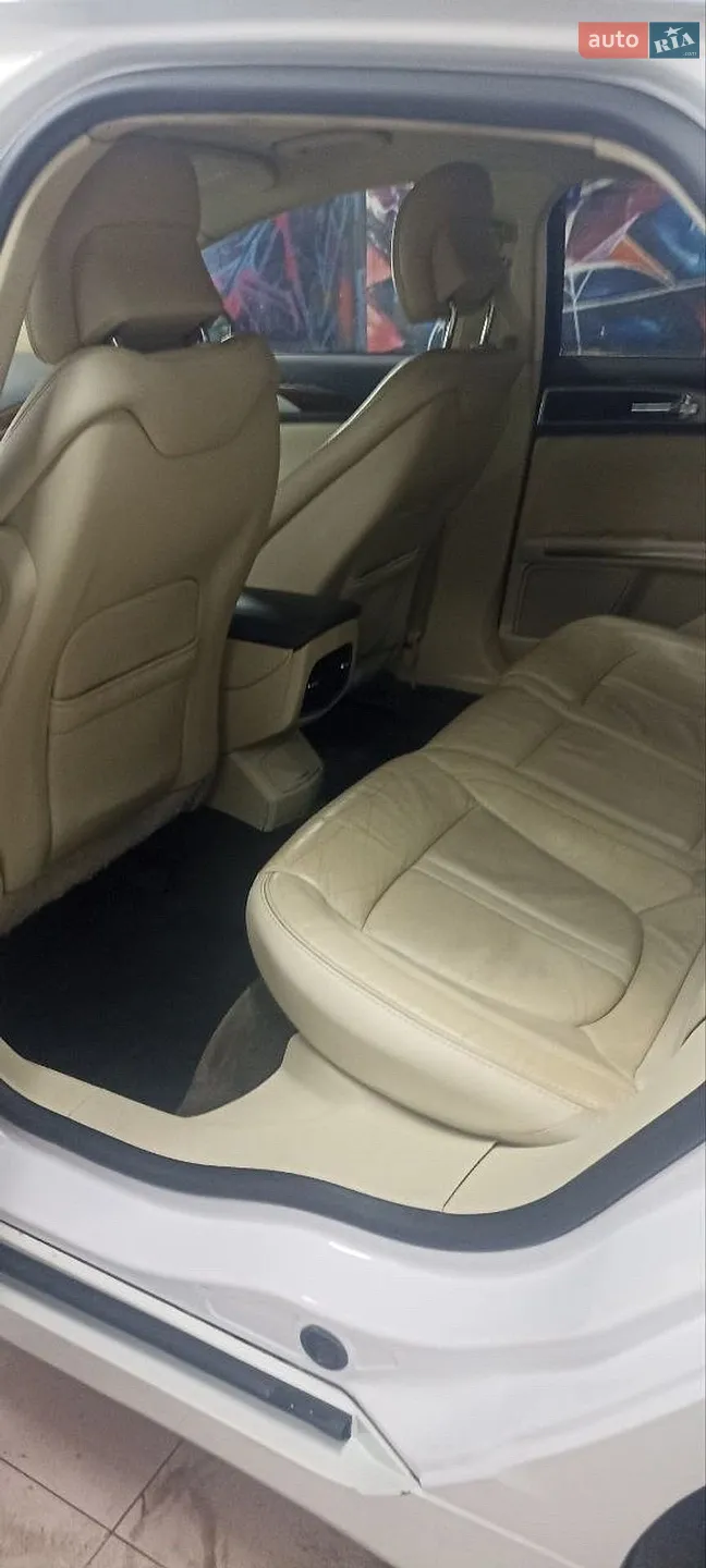 2013 Lincoln MKZ - мініатюра 7