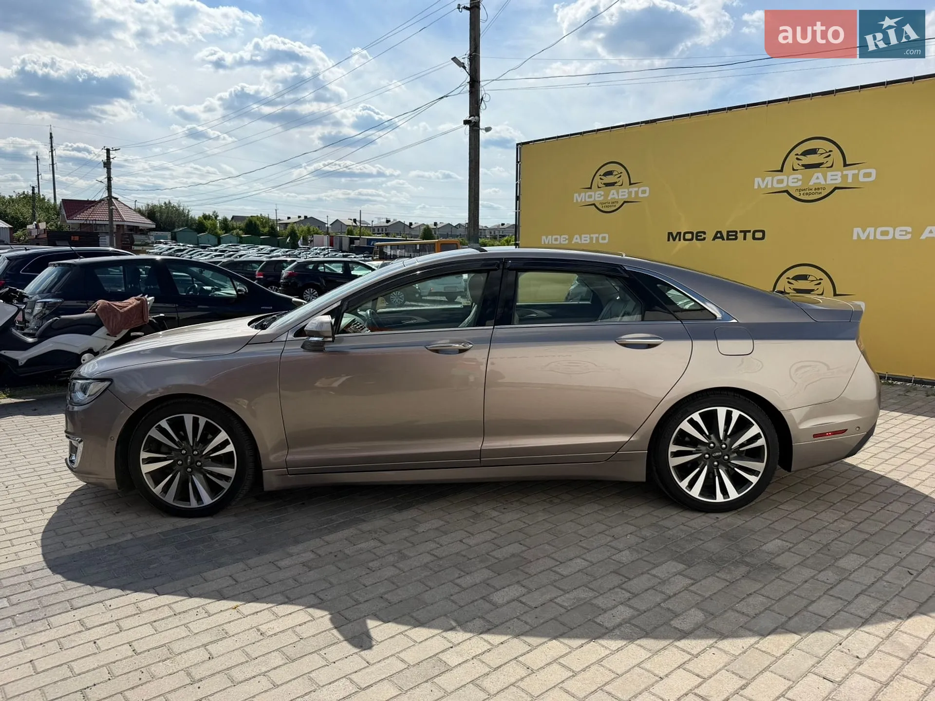 2020 Lincoln MKZ - мініатюра 5