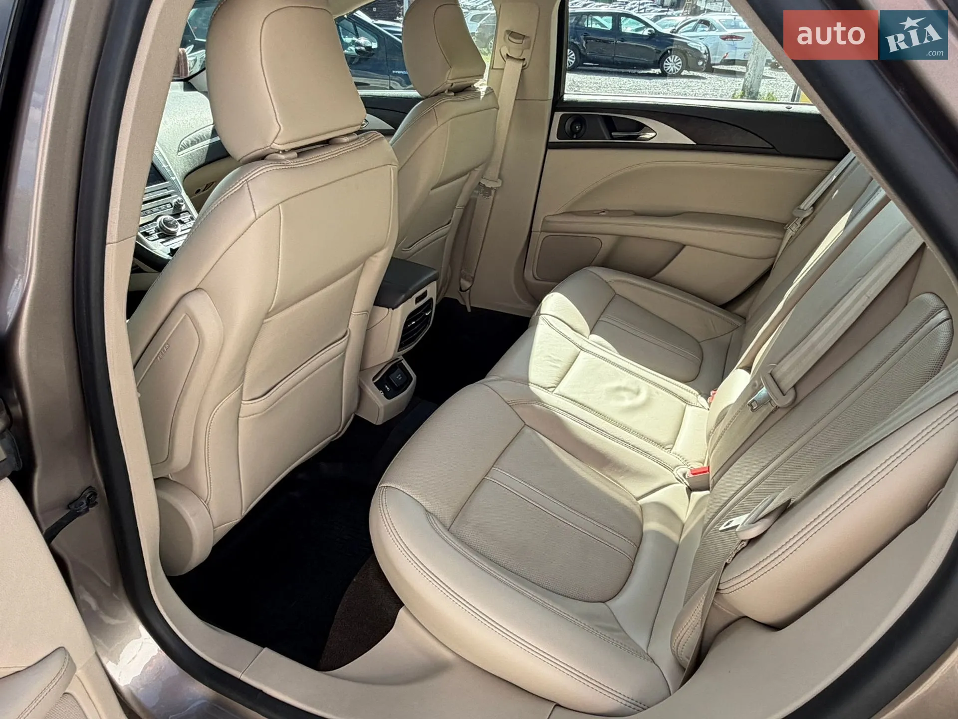 2020 Lincoln MKZ - мініатюра 19