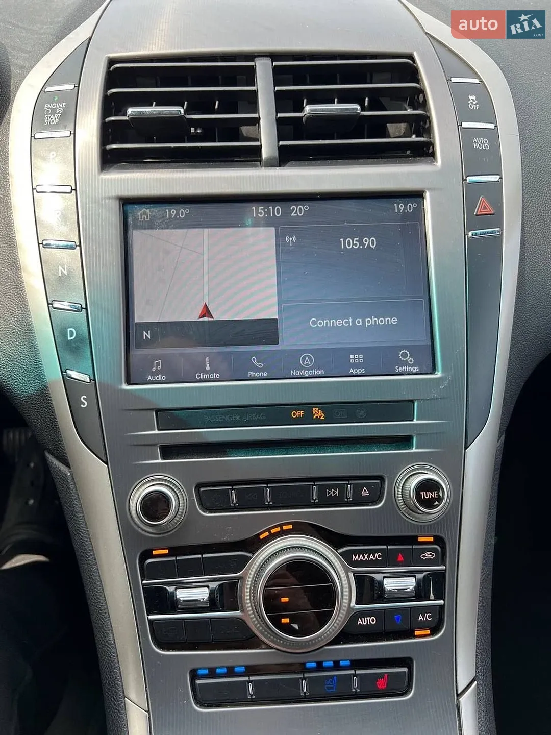2016 Lincoln MKZ - мініатюра 13