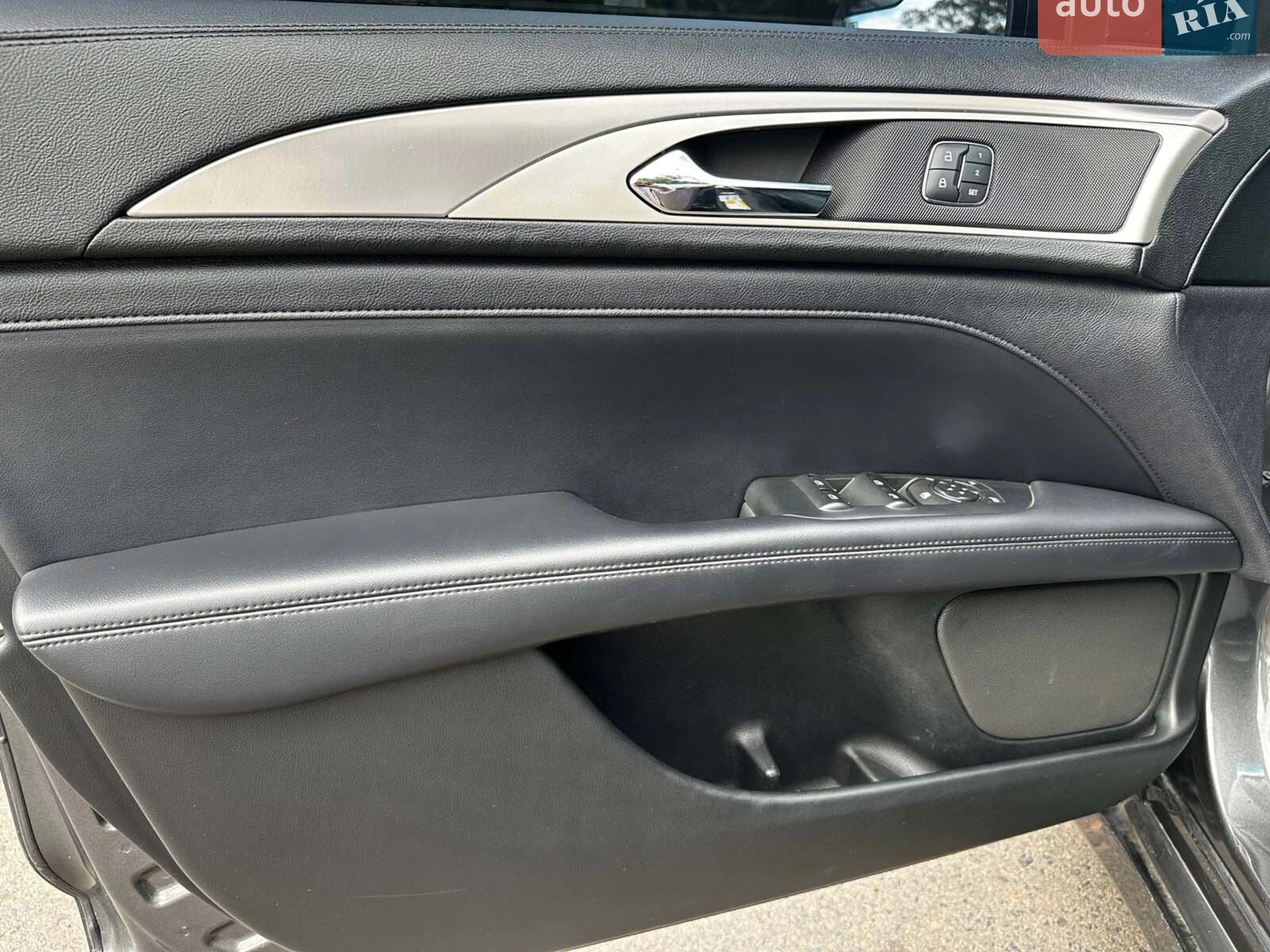 2018 Lincoln MKZ - мініатюра 10