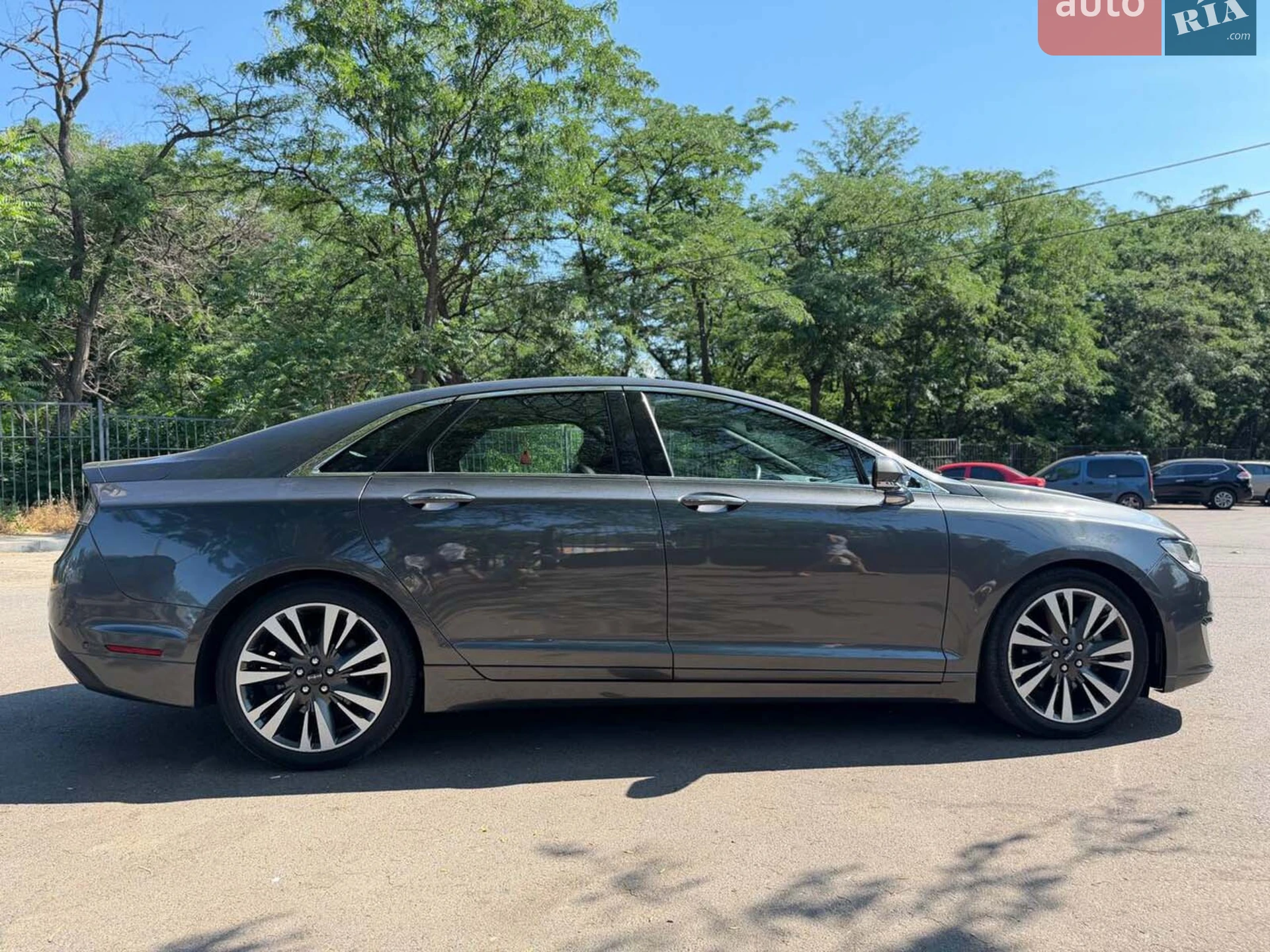 2020 Lincoln MKZ - мініатюра 14