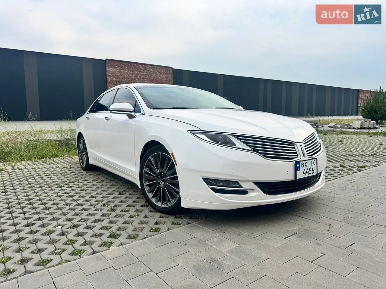 2014 Lincoln MKZ - мініатюра 18