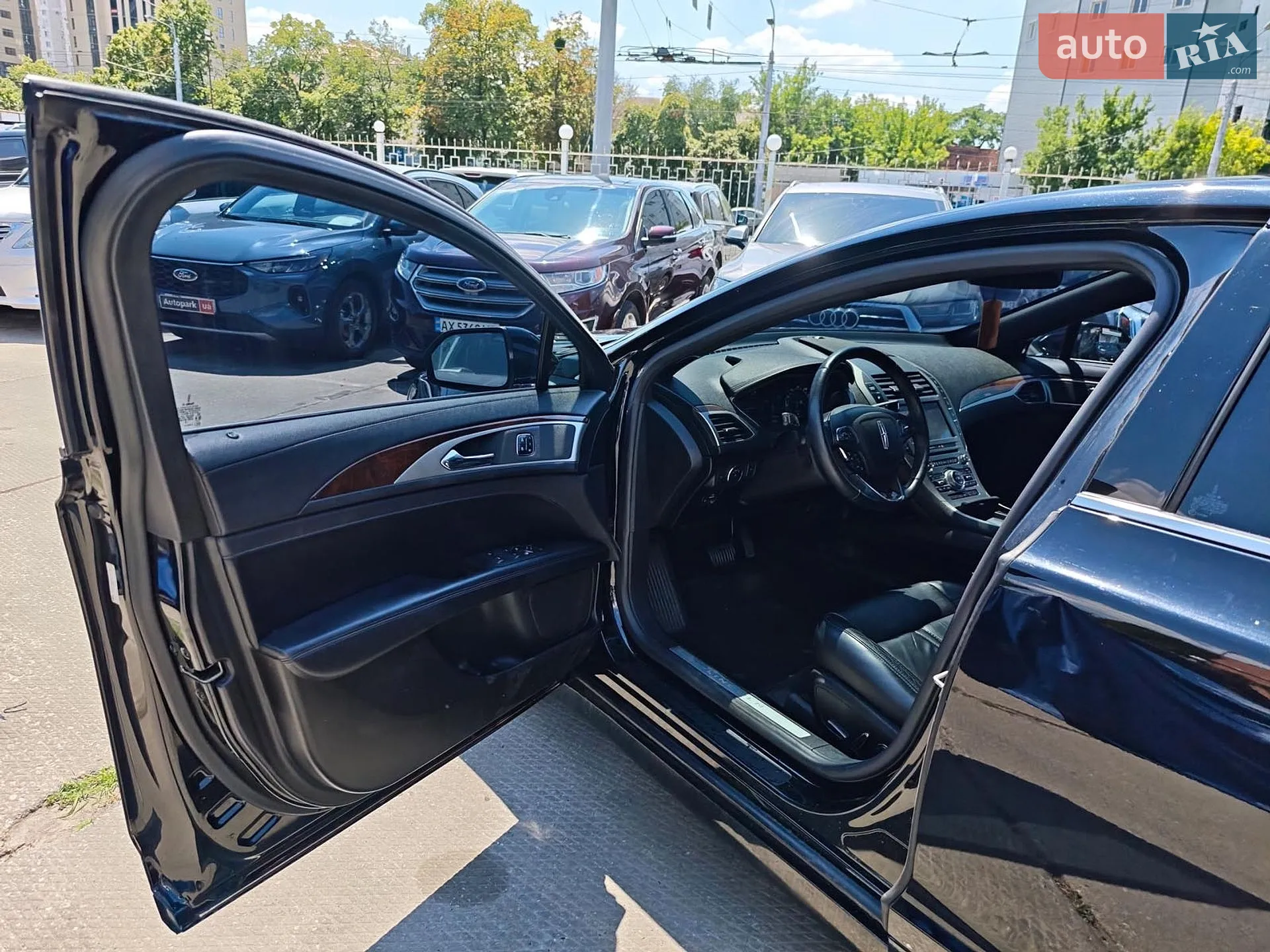 2016 Lincoln MKZ - мініатюра 20