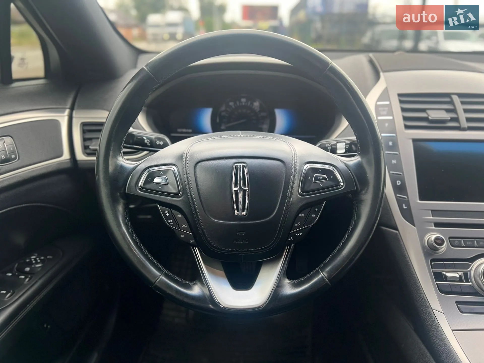 2016 Lincoln MKZ - мініатюра 25