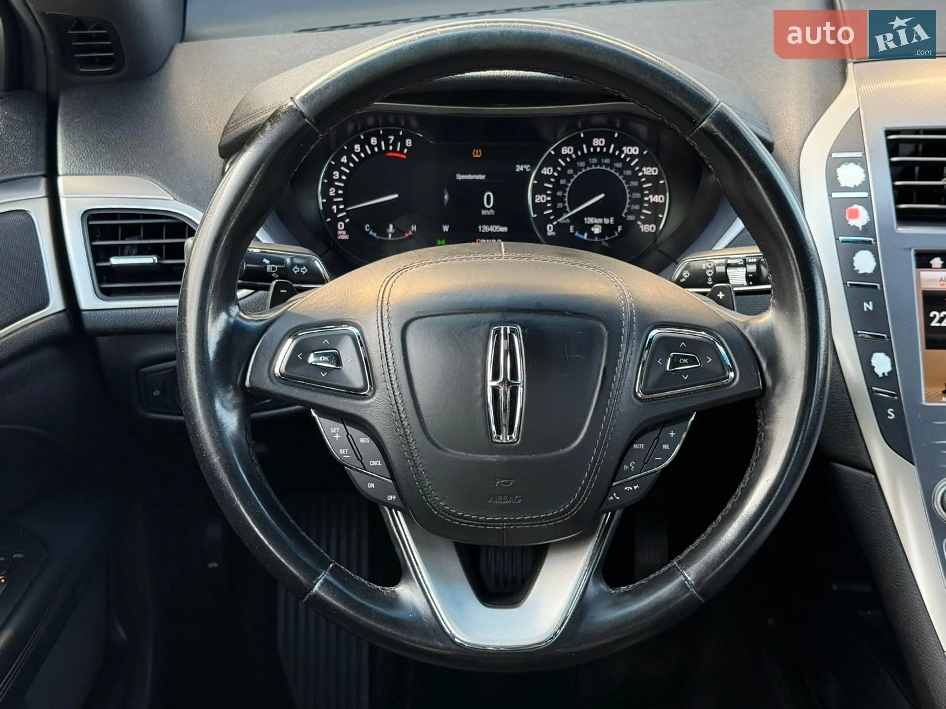 2016 Lincoln MKZ - мініатюра 25