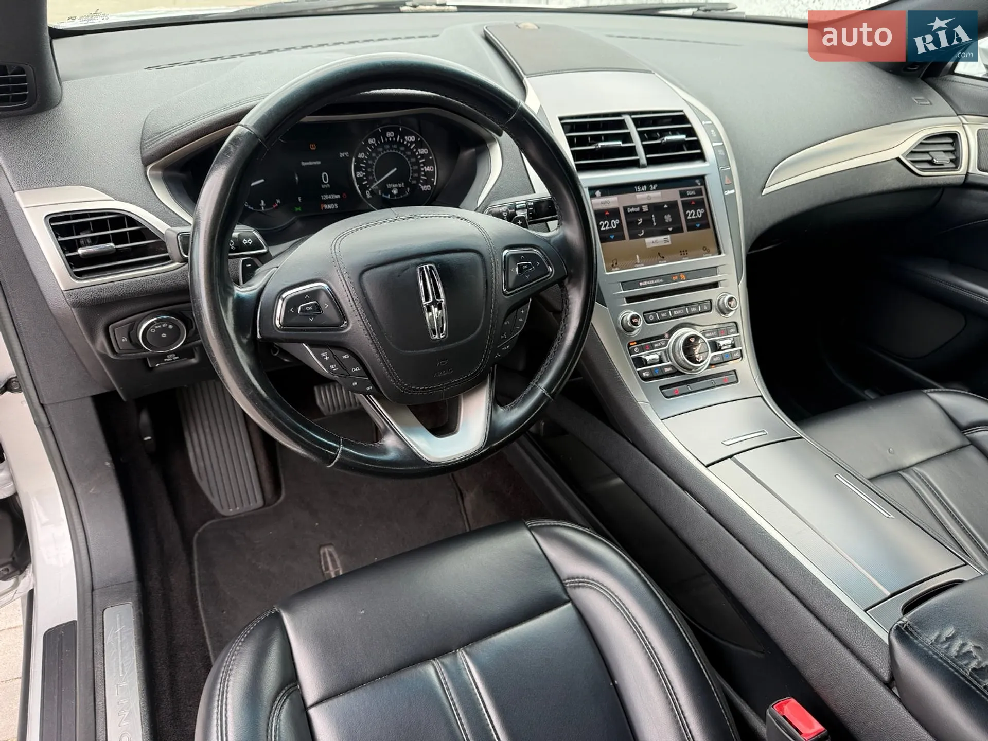 2016 Lincoln MKZ - мініатюра 27