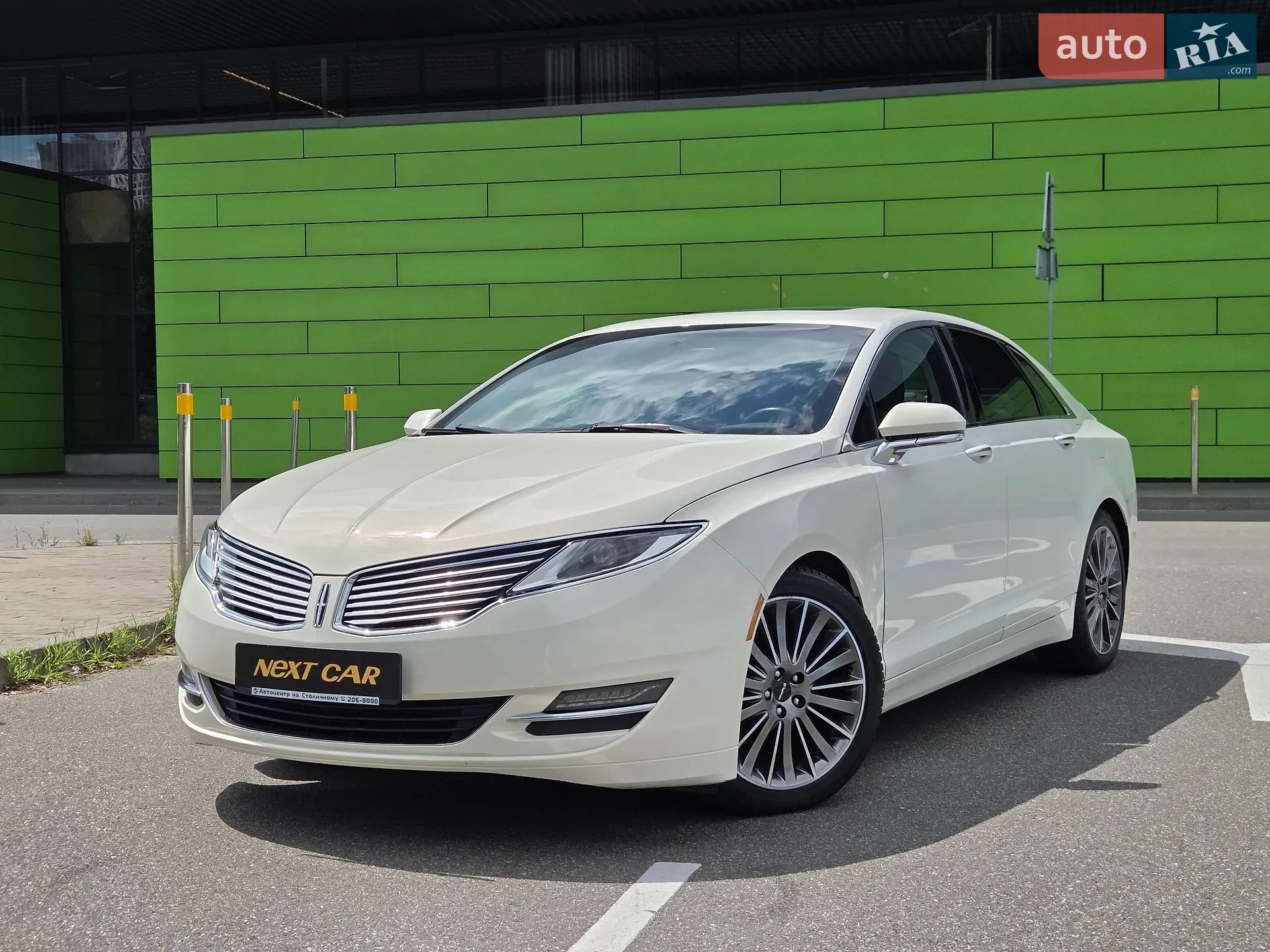 2013 Lincoln MKZ - мініатюра 2