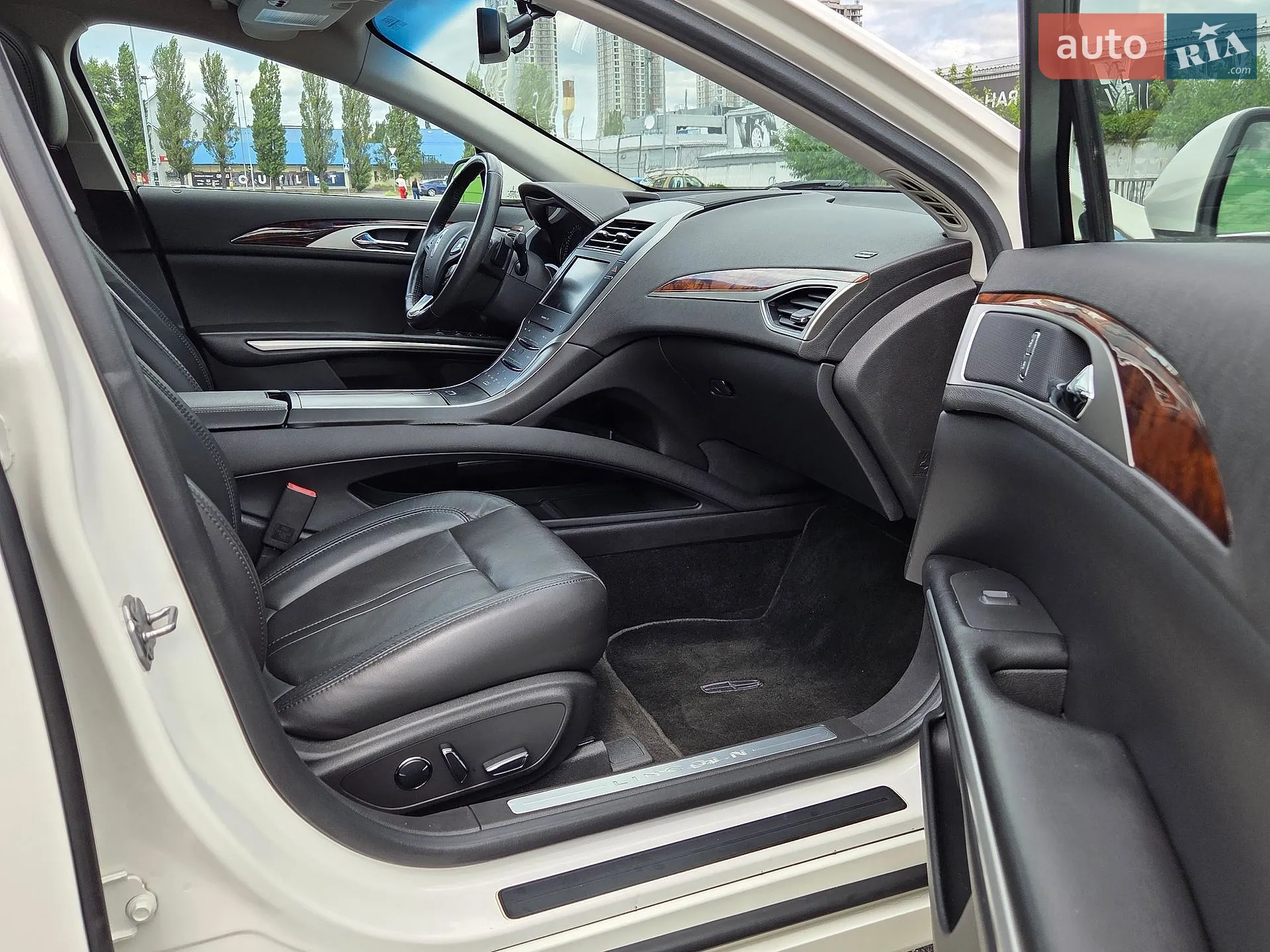 2013 Lincoln MKZ - мініатюра 26