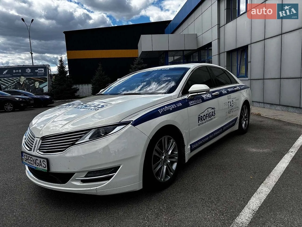 2014 Lincoln MKZ - мініатюра 11