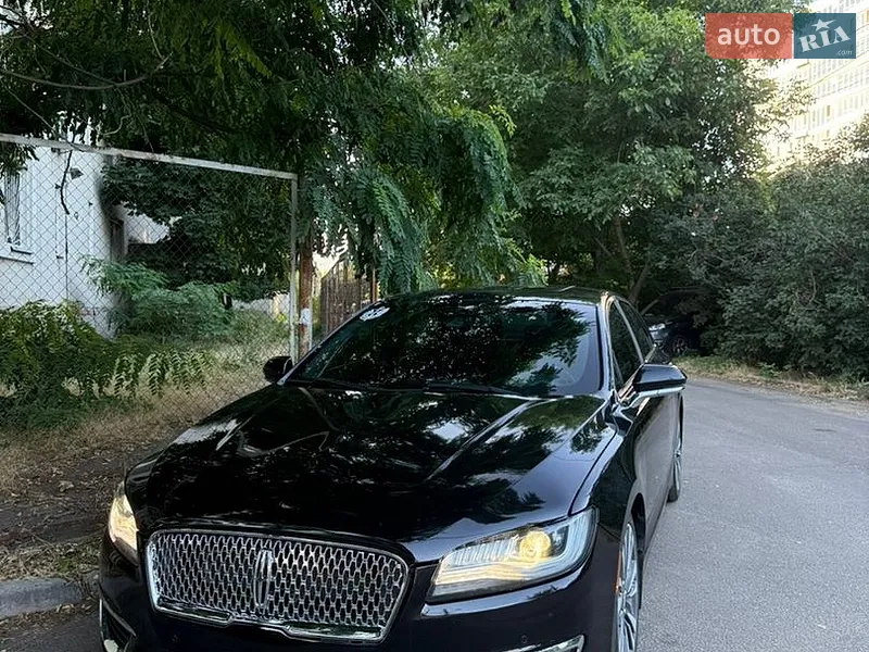 Lincoln MKZ