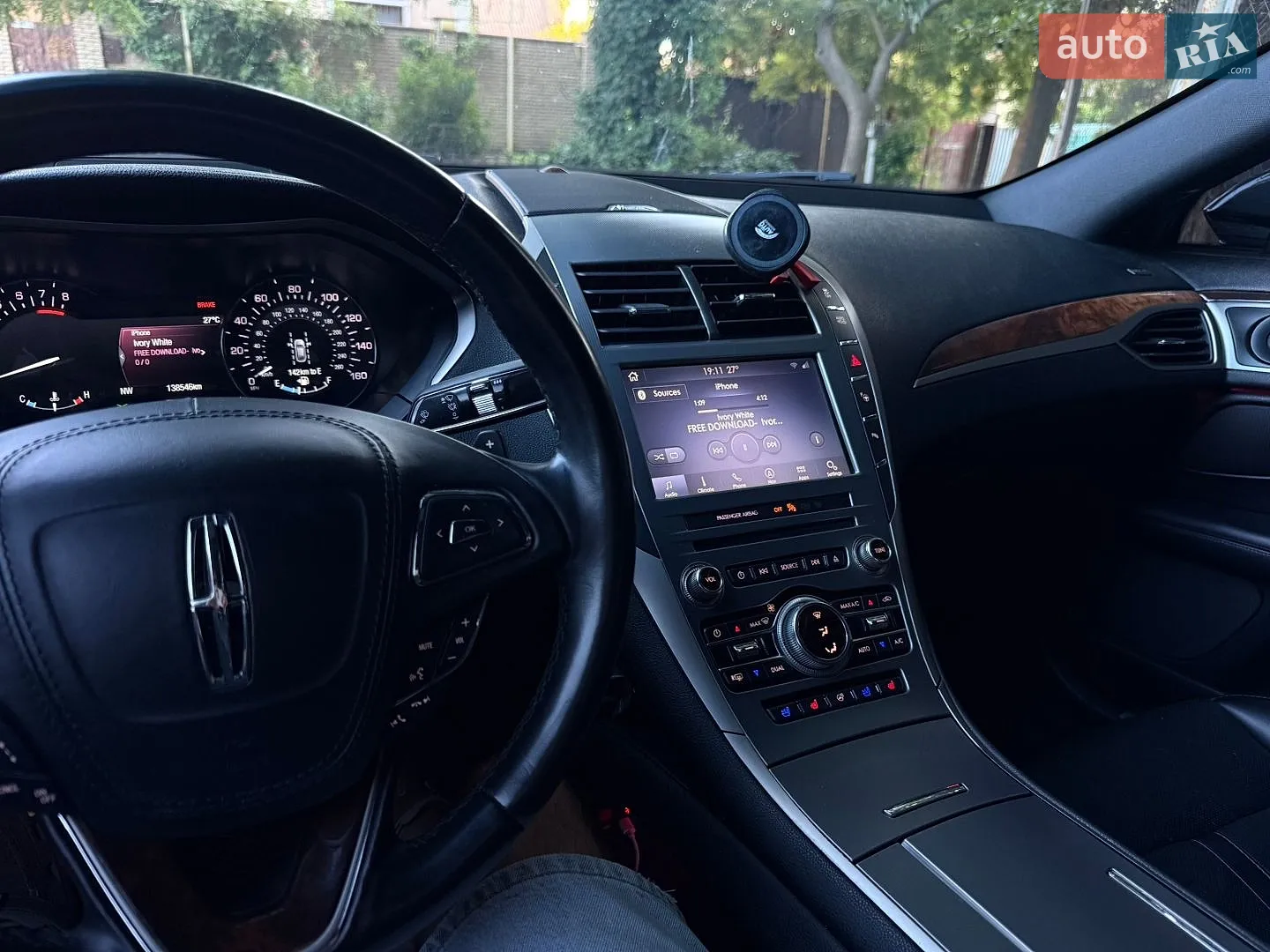 2020 Lincoln MKZ - мініатюра 13
