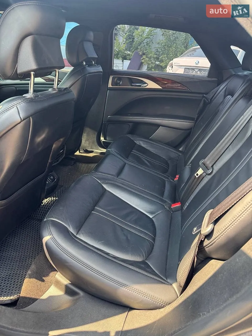 2019 Lincoln MKZ - мініатюра 18