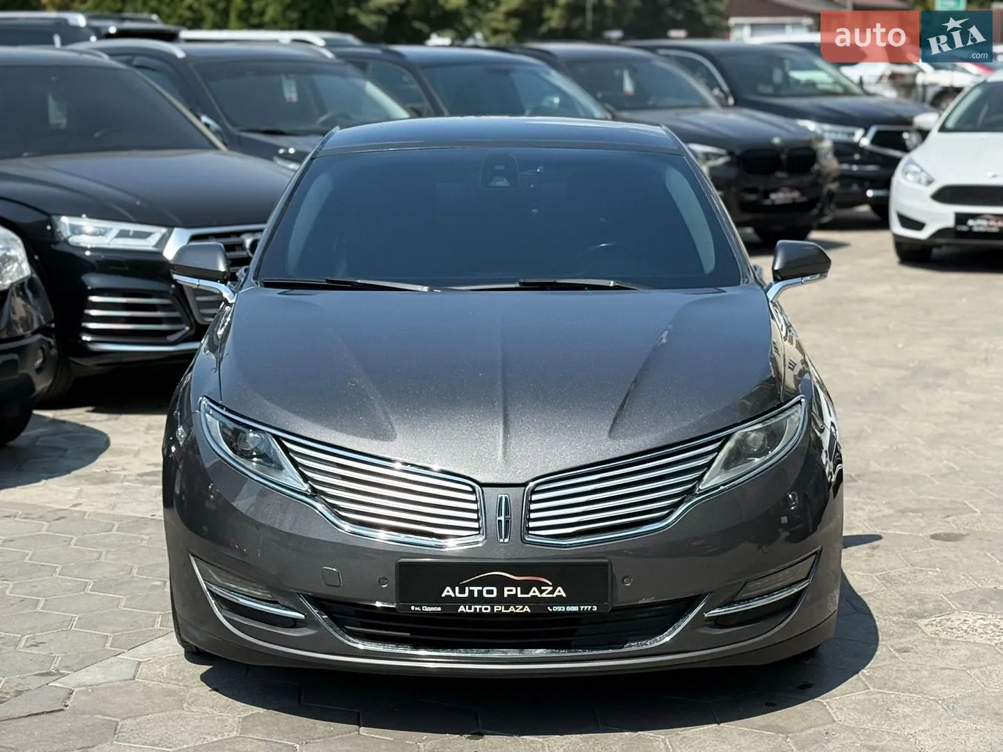 2014 Lincoln MKZ - мініатюра 2
