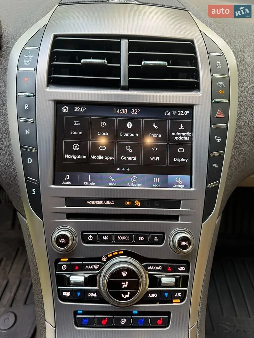 2019 Lincoln MKZ - мініатюра 13