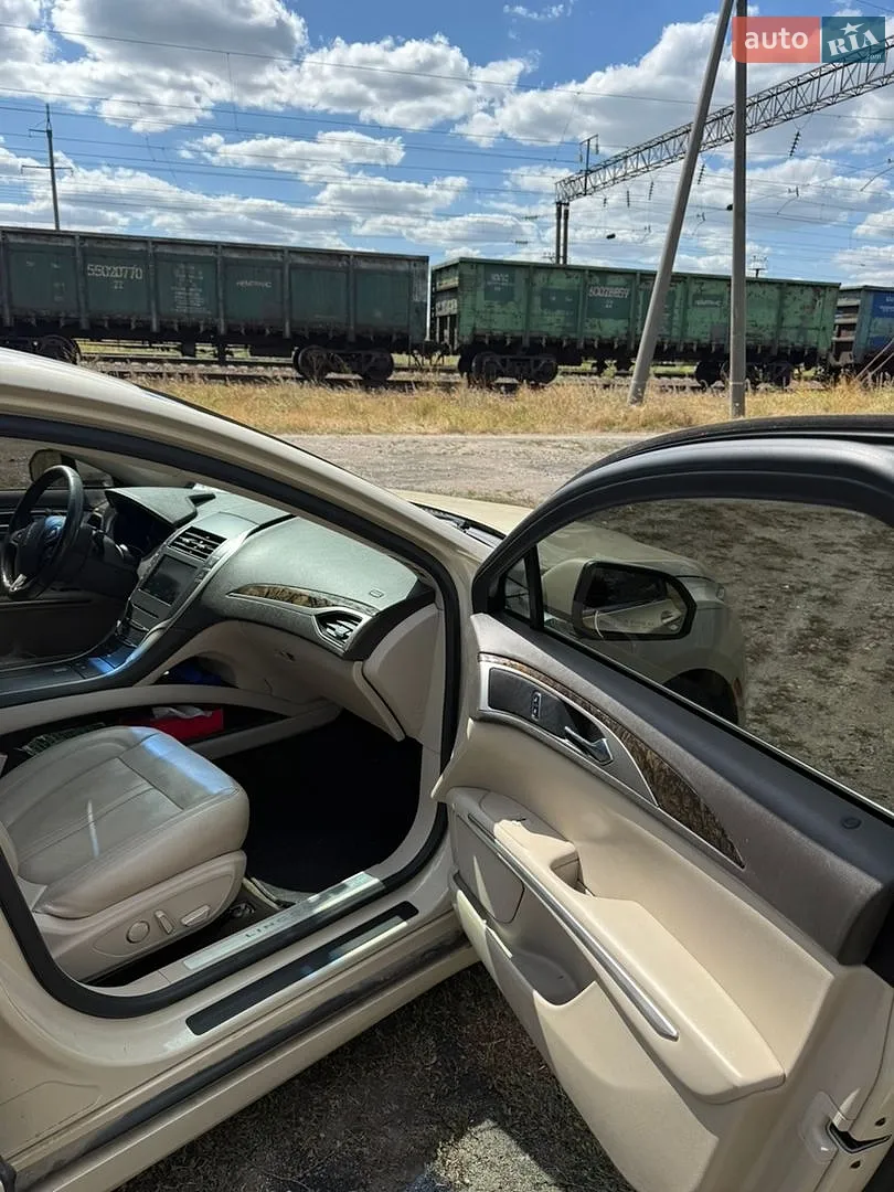 2016 Lincoln MKZ - мініатюра 7