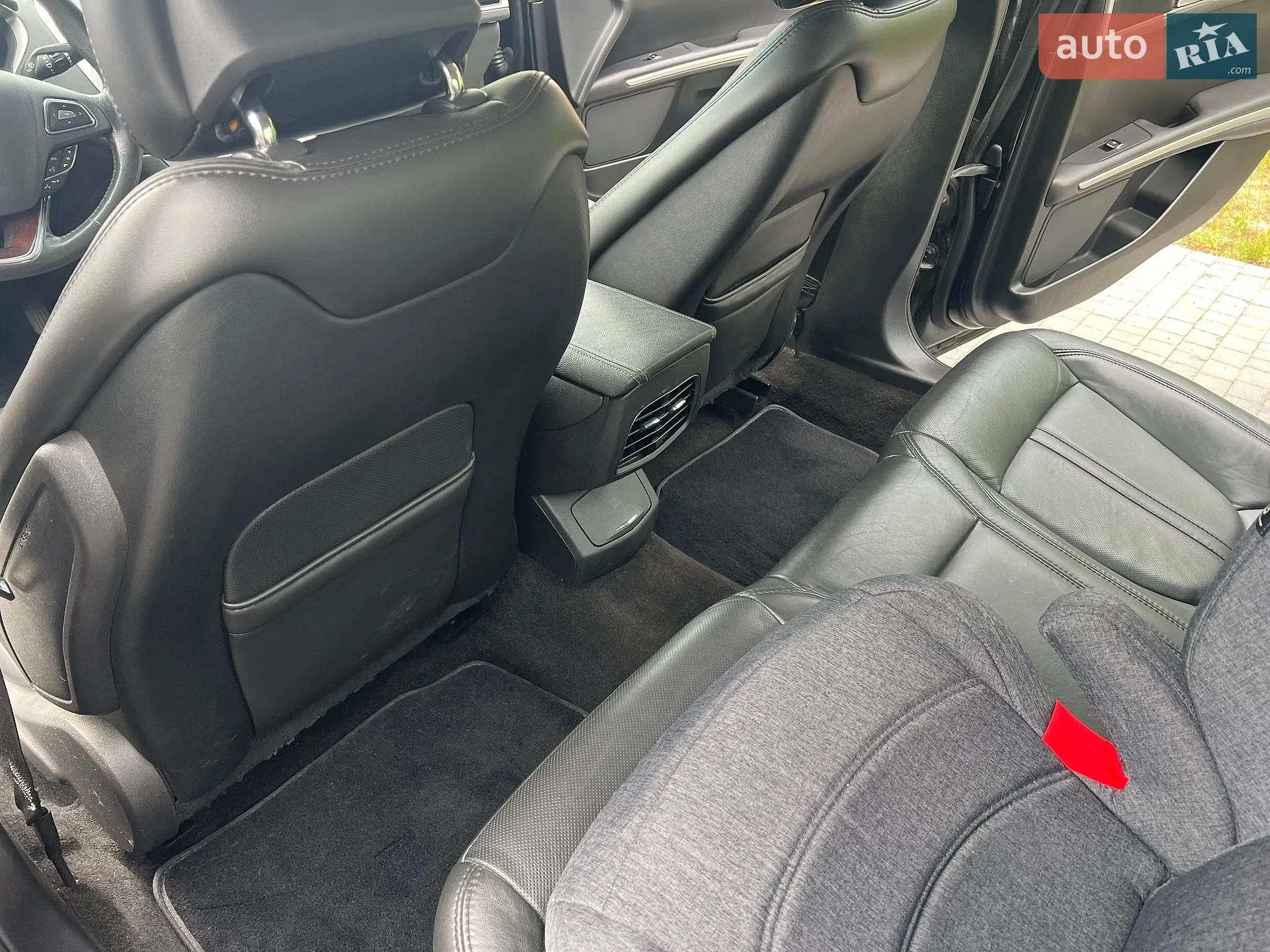 2013 Lincoln MKZ - мініатюра 17