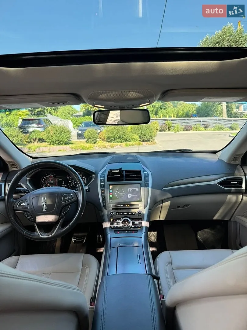 2016 Lincoln MKZ - мініатюра 11