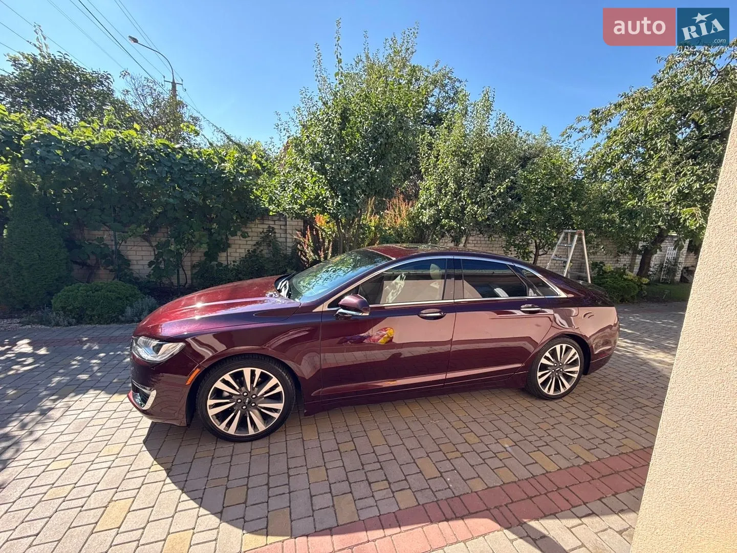 2017 Lincoln MKZ - мініатюра 11