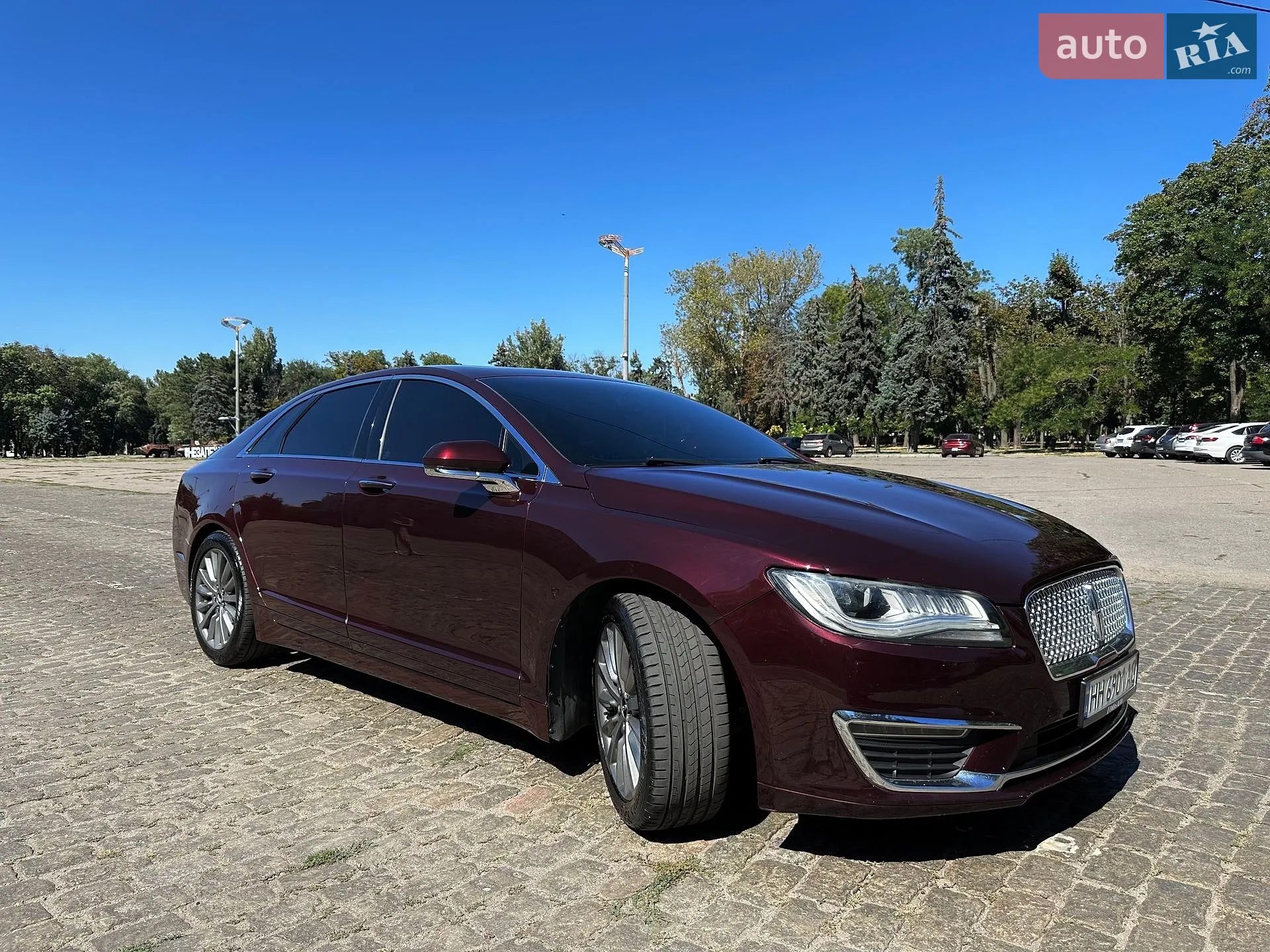 2017 Lincoln MKZ - мініатюра 13