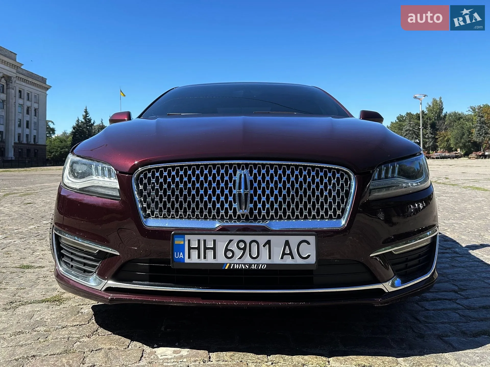 2017 Lincoln MKZ - мініатюра 16