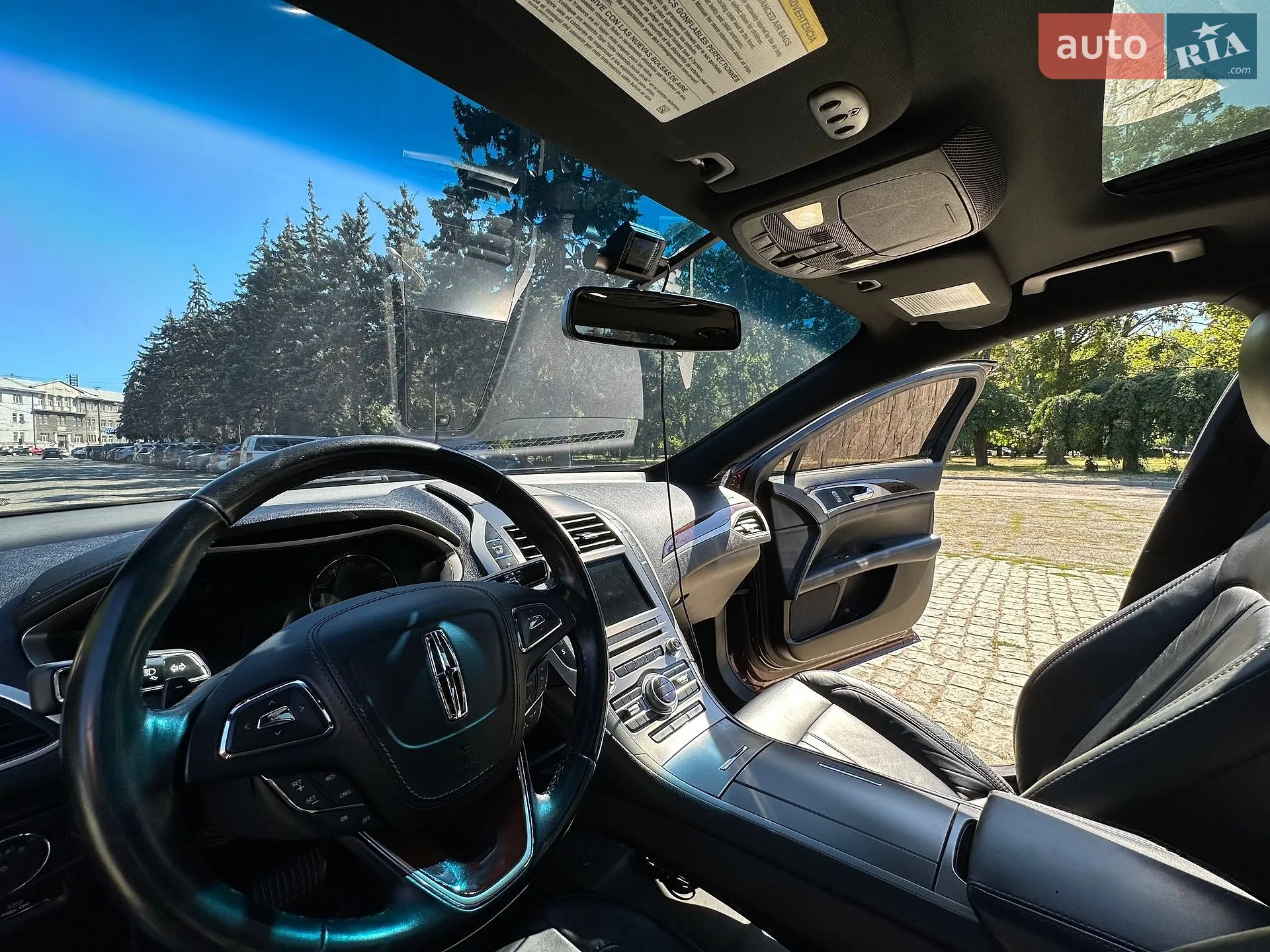 2017 Lincoln MKZ - мініатюра 38