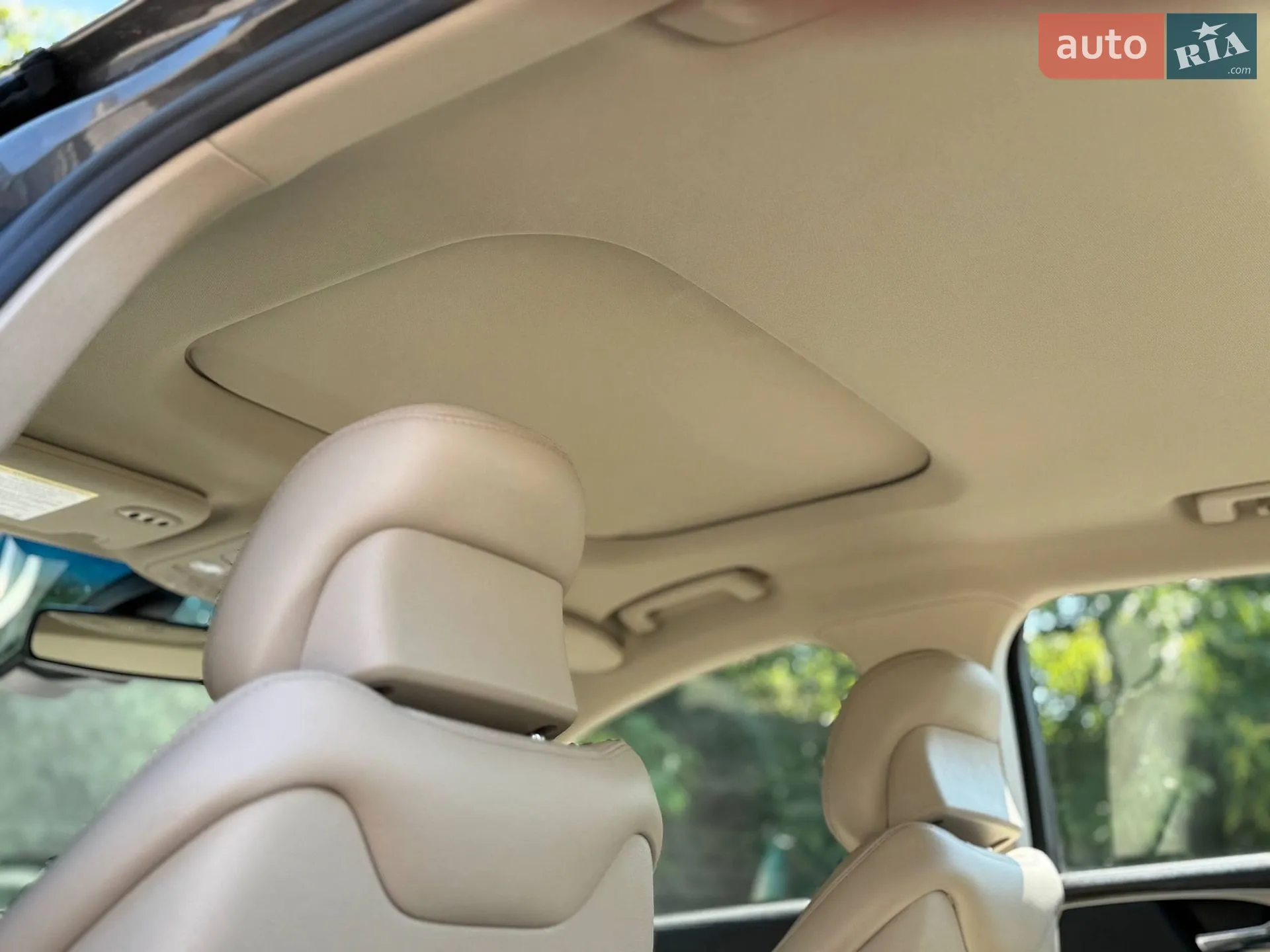 2016 Lincoln MKZ - мініатюра 18