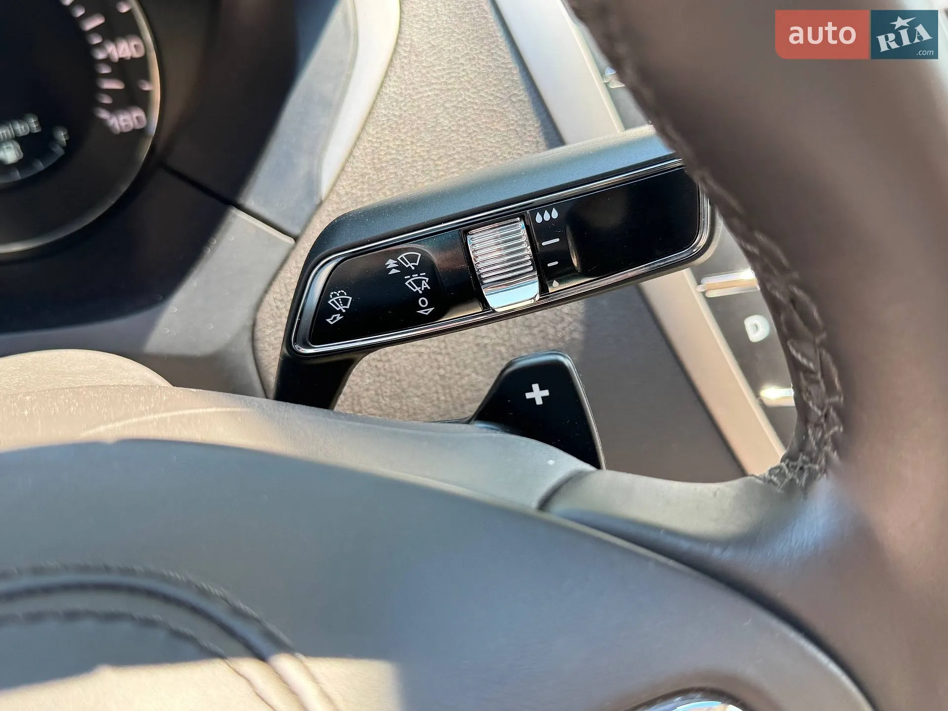 2016 Lincoln MKZ - мініатюра 27