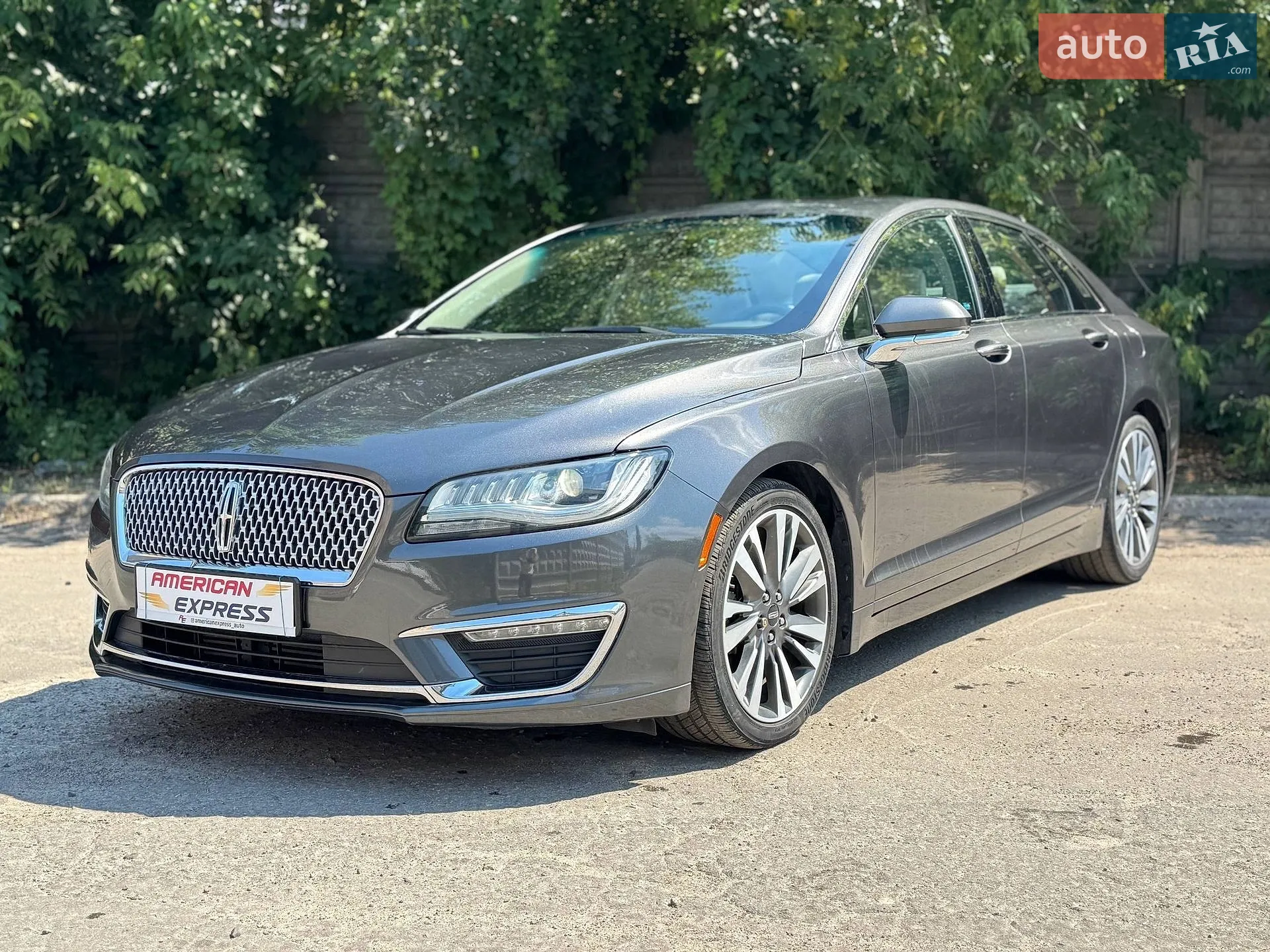 2016 Lincoln MKZ - мініатюра 4