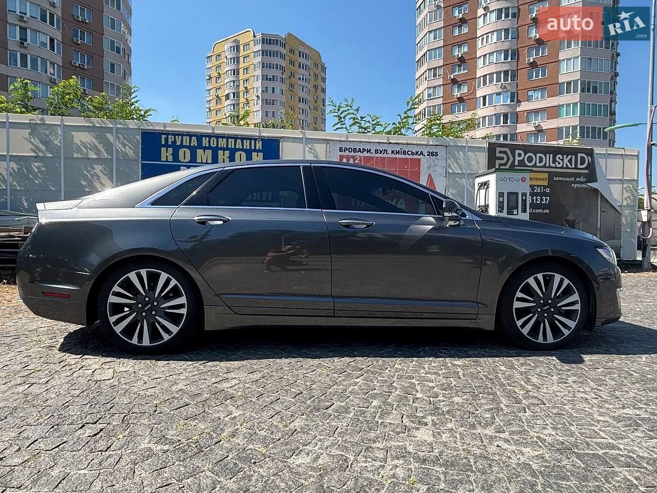 2017 Lincoln MKZ - мініатюра 2