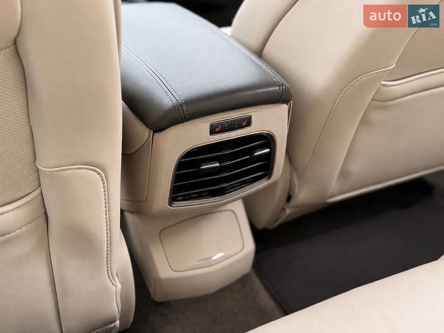 2018 Lincoln MKZ - мініатюра 13
